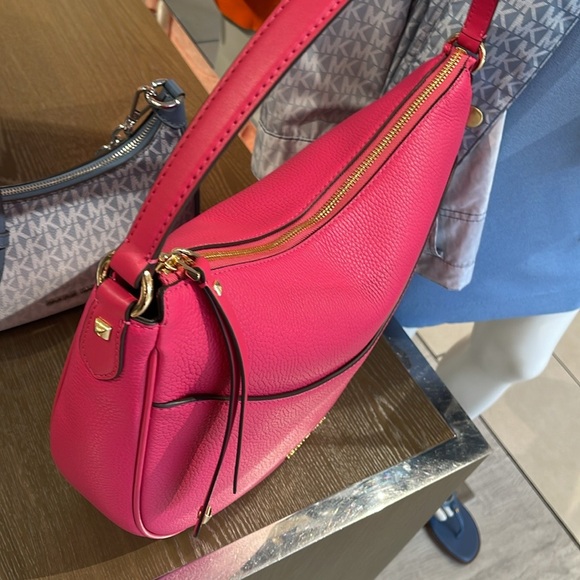 Michael Kors Dover Large Leather Top Zip Half Moon Shoulder Bag in Electric Pink - Picture 3 of 16